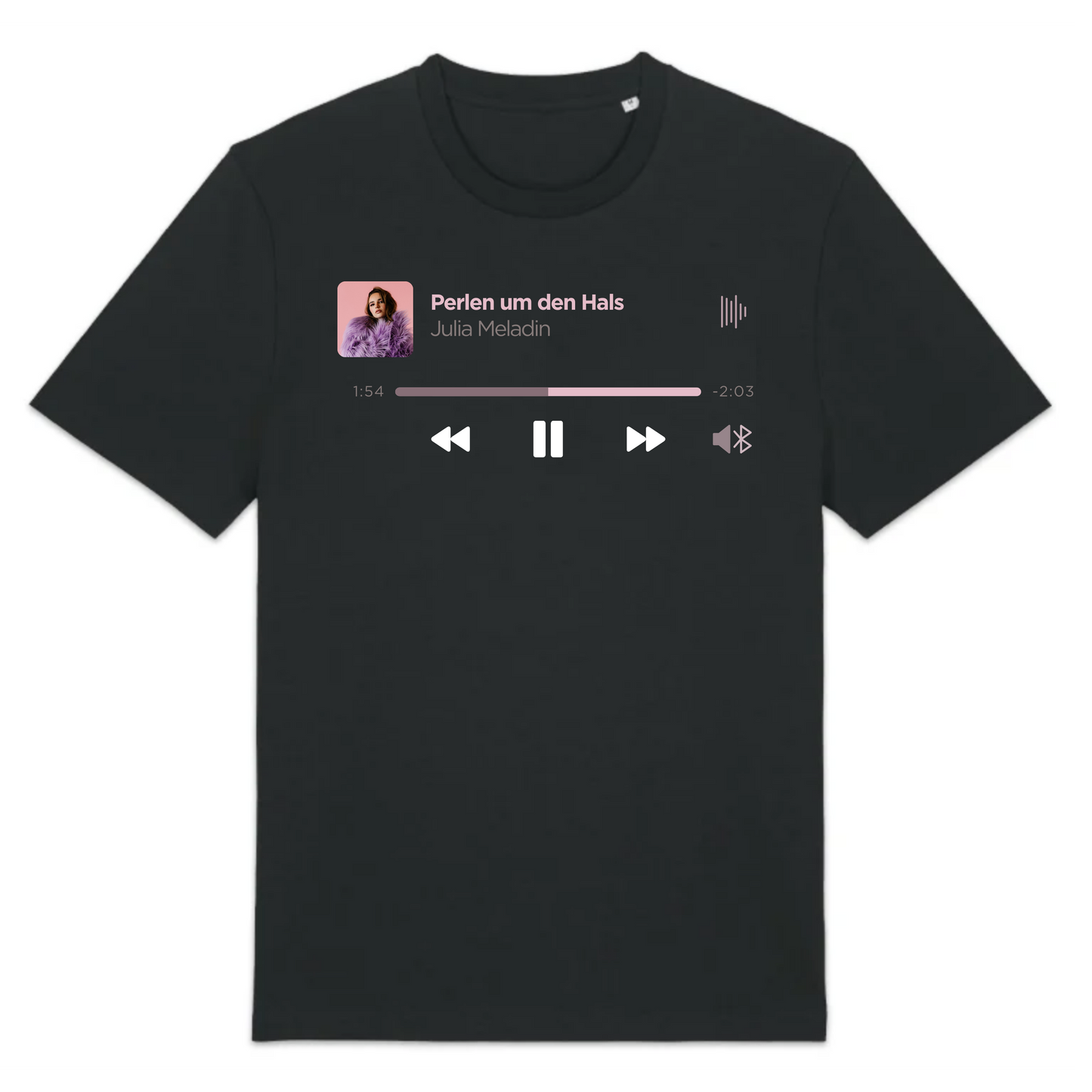 Shirt • Perlen um den Hals